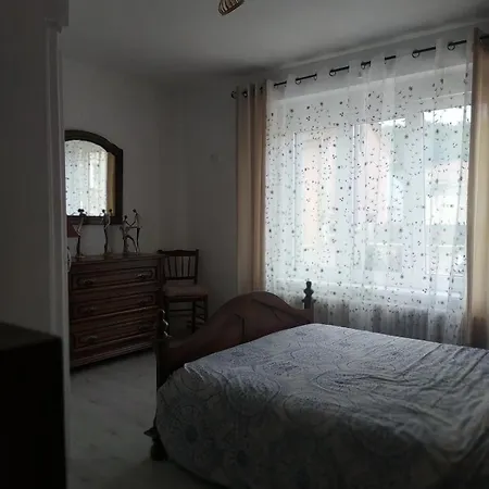 Ground Floor For 4 Guests